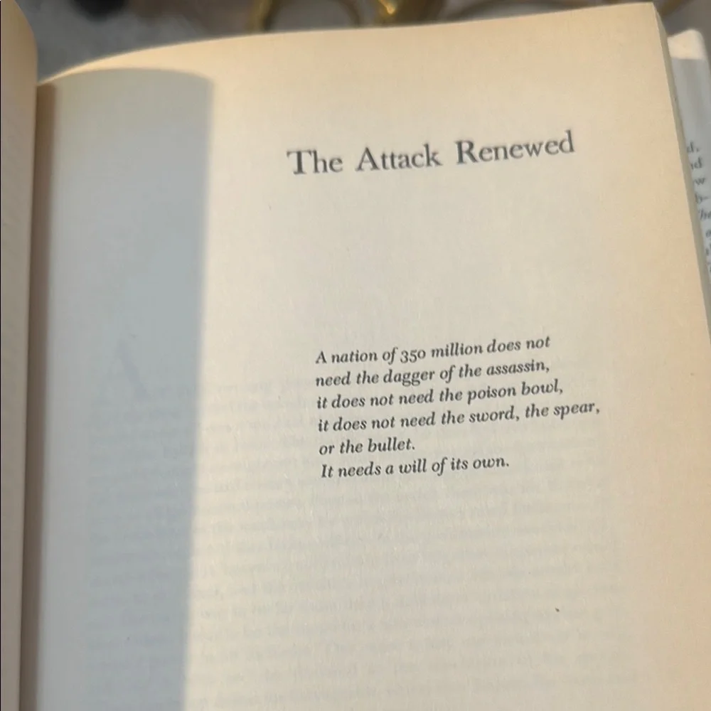 Vintage “The Life and Death of Mahatma Gandhi” by Robert Payne